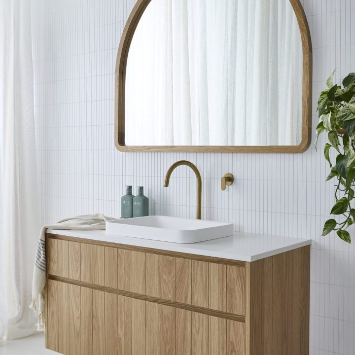 ValleyRange_Hunter_AluraArchMirror_06-scaled-1650x2473