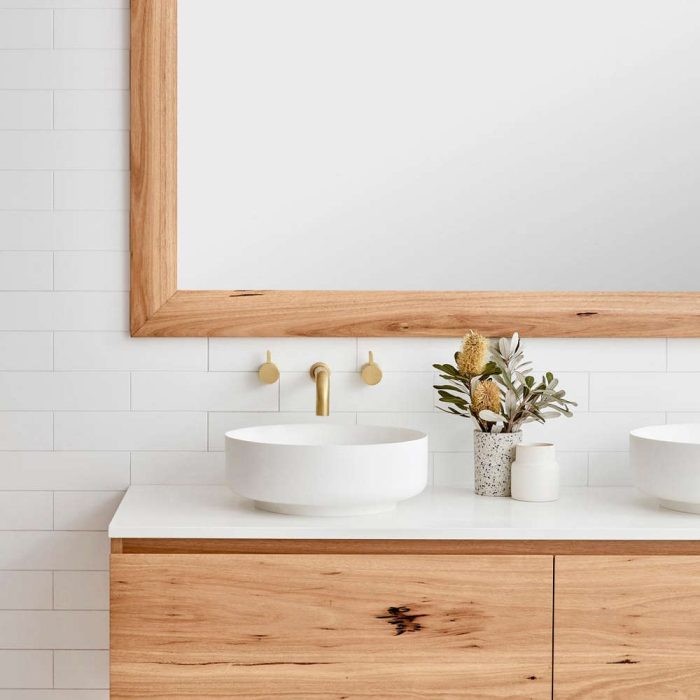 lennox-mirror-3