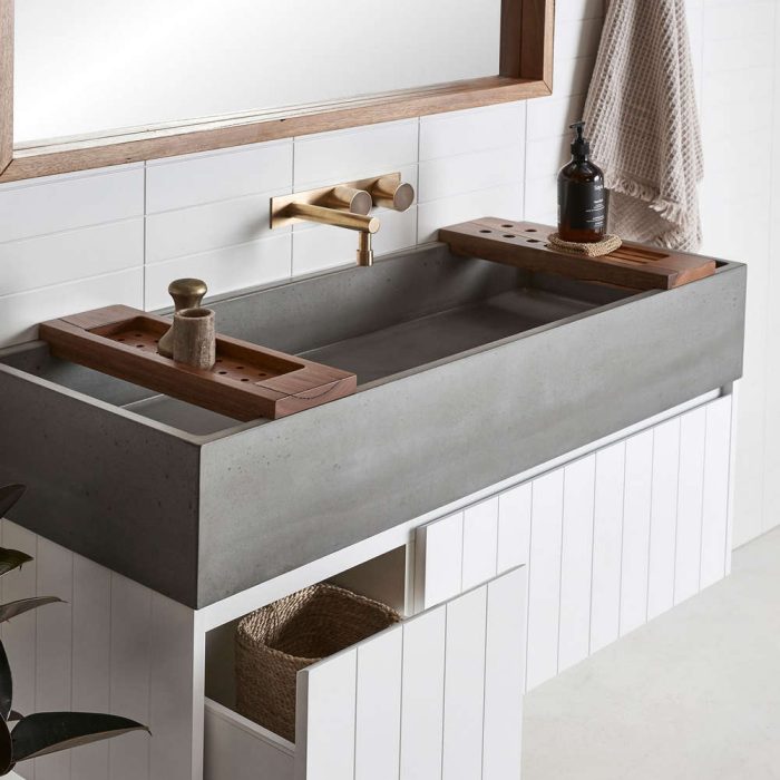 Loughlin-Hargraves-Vanity-5