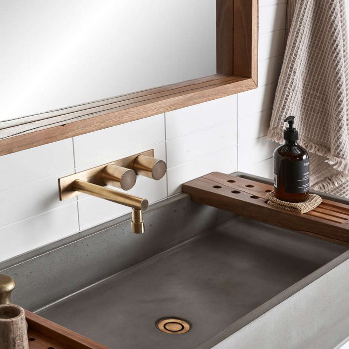 Loughlin-Hargraves-Vanity-3